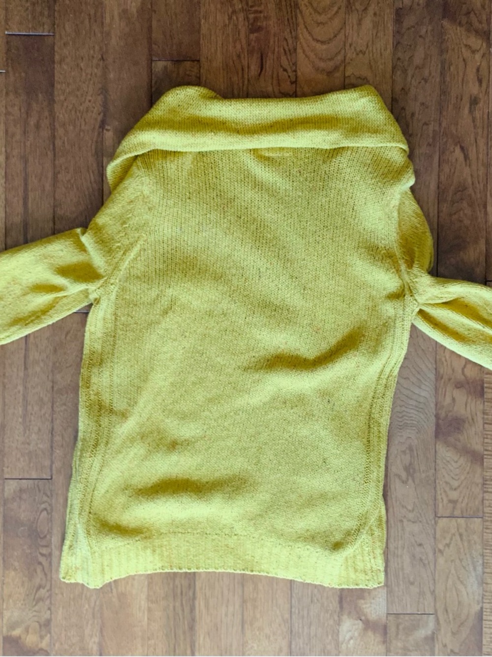 O’Hanlon Mills Mustard Men's Cardigan Sweater - Picture 4 of 4